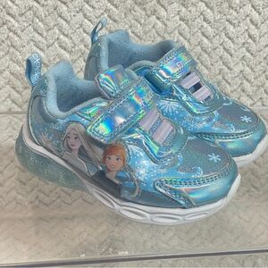 Disney Frozen 2 Blue Light Up Sneakers Toddlers Size 6 | Princesses‎
